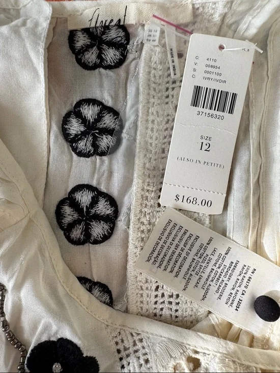 Floreat Anthropologie Tunic Blouse Top - Ivory/Black Floral Lace, Size 12 - Picture 11 of 11